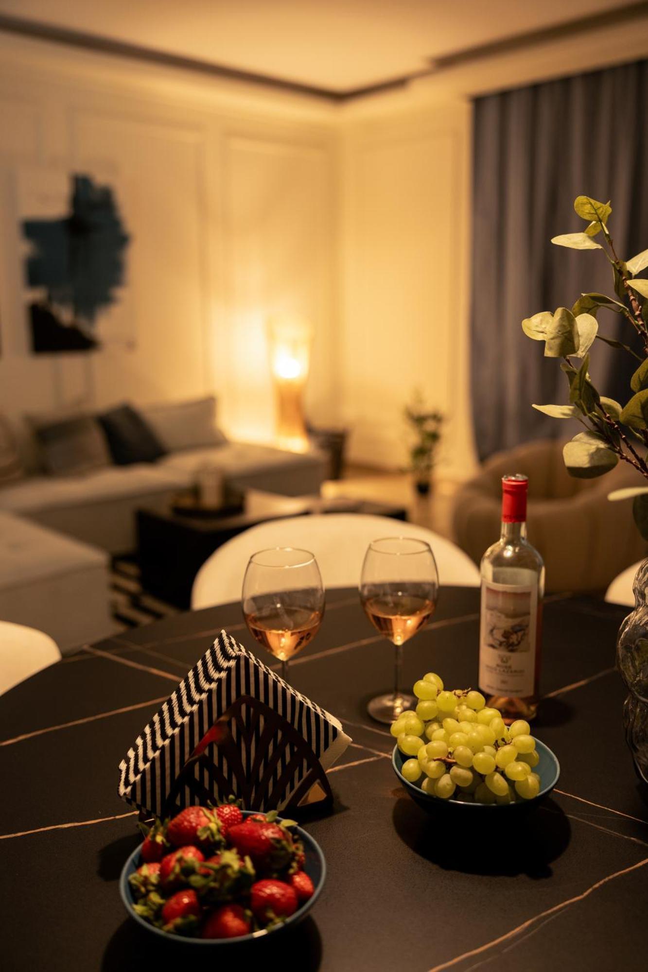 Champagne Sea View Apartment By Binobi! テッサロニキ エクステリア 写真