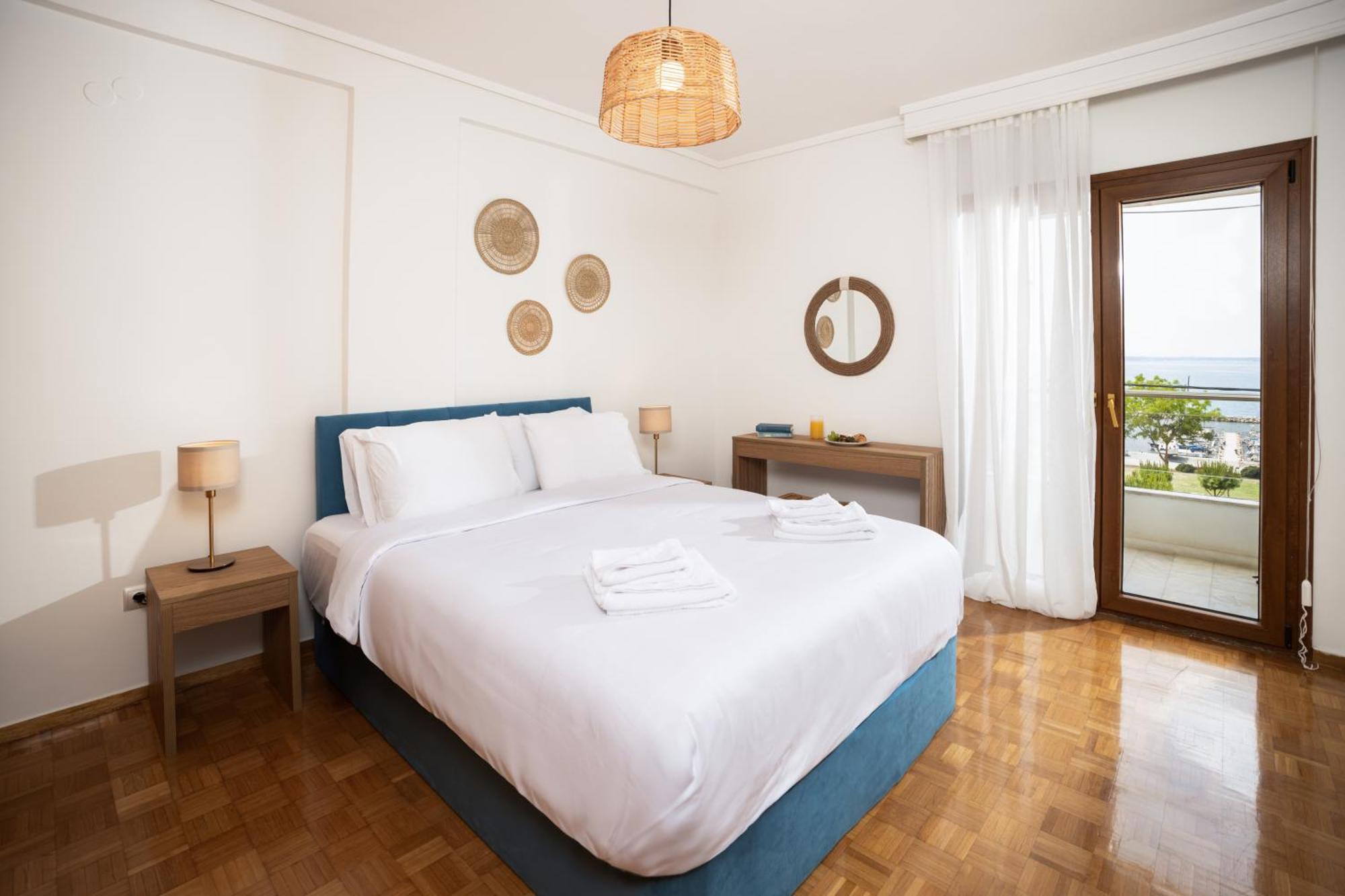 Champagne Sea View Apartment By Binobi! テッサロニキ エクステリア 写真